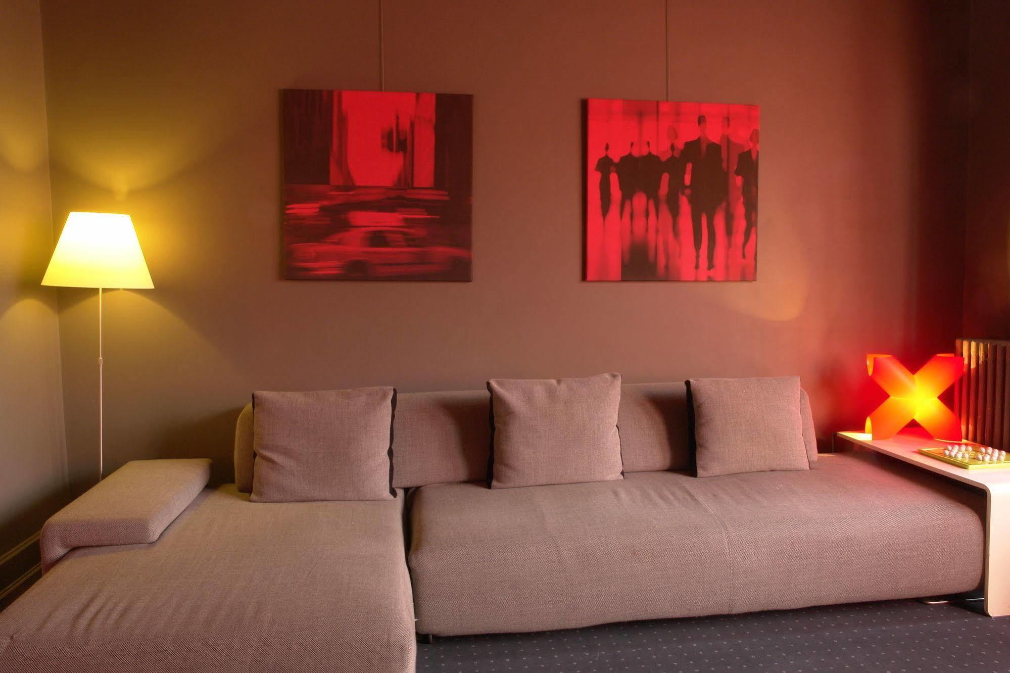 Monty Small Design Hotel Woluwe-Saint-Lambert Экстерьер фото