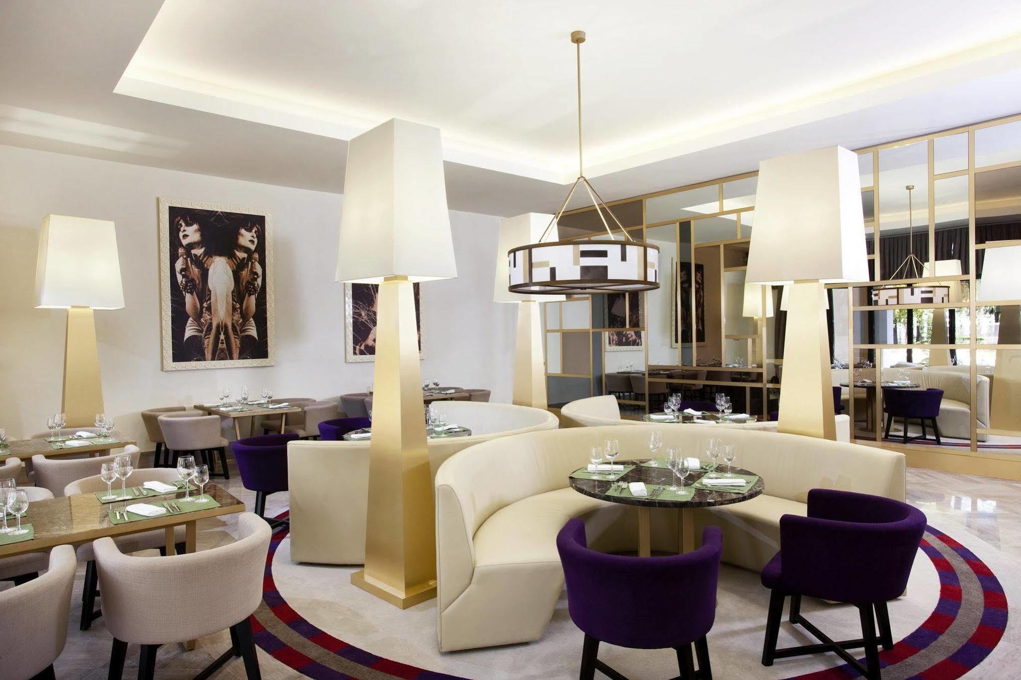 Monty Small Design Hotel Woluwe-Saint-Lambert Экстерьер фото